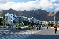 260112 Cierre al trtáfico y supresión de aparcamientos en la avenida Marítima
