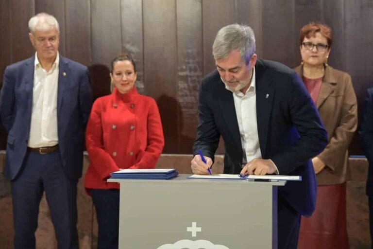 GOBIERNO Y CABILDOS INYECTAN 900 MILLONES PARA LA DEPENDENCIA EN LA PROVINCIA DE SANTA CRUZ DE TENERIFE 16-1-26