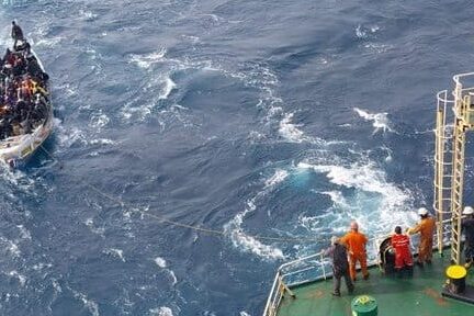 SALVAMENTO MARÍTIMO-CAYUCO CON DOS FALLECIDOS CERCA DE EL HIERRO 15-1-26