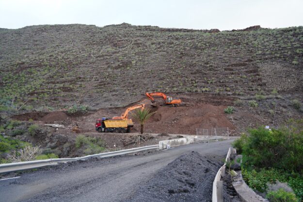 090226 Obras de ejecución del nuevo depósito de agua de Las Galanas, en San Sebastián de La Gomera