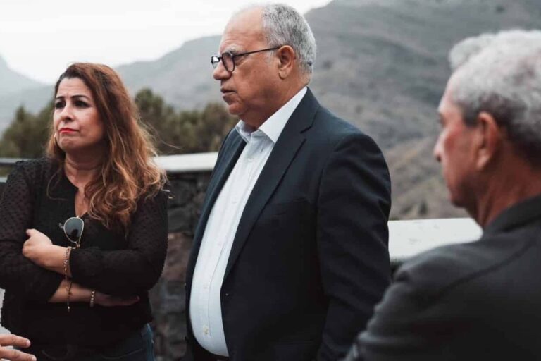 120226 Solveida Clemente, alcaldesa de Hermigua, y Casimiro Curbelo, presidente del Cabildo de La Gomera (1)