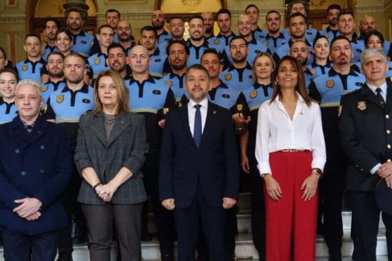260204 Toma de posesión 38 Policías Locales (1)