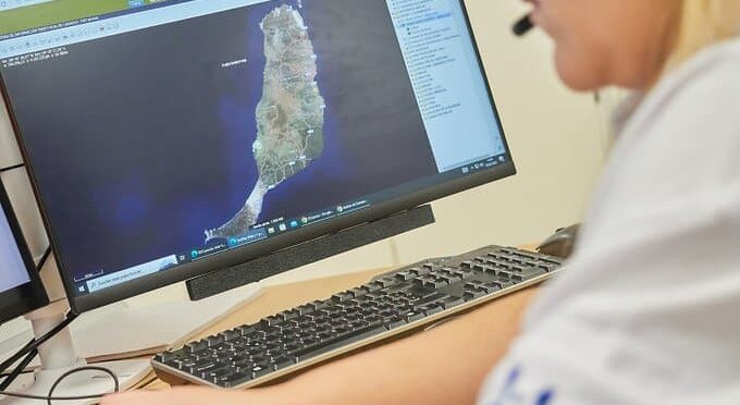DOS HOMBRES HERIDOS DE CARÁCTER MODERADO EN UNA COLISIÓN FRONTAL EN LA FV-2 EN PÁJARA-FUERTEVENTURA 21-2-26