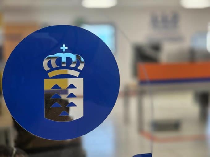 EL GOBIERNO DE CANARIAS ADVIERTE A LA POBLACIÓN ANTE EL EMPEORAMIENTO DEL MAR DESDE HOY EN TODO EL ARCHIPIÉLAGO 5-2-26