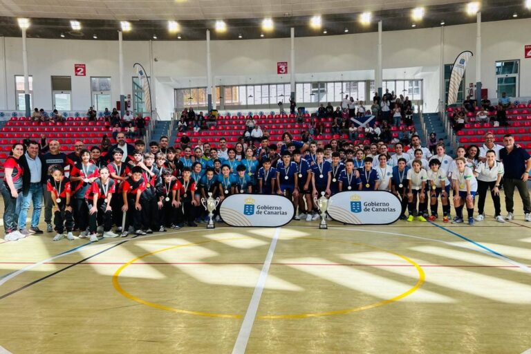FOTO. Las finales de fútbol sala del 43.º Campeonato de Canarias de Deportes en Edad Escolar coronan este sábado a sus campeones en Tenerife (4)