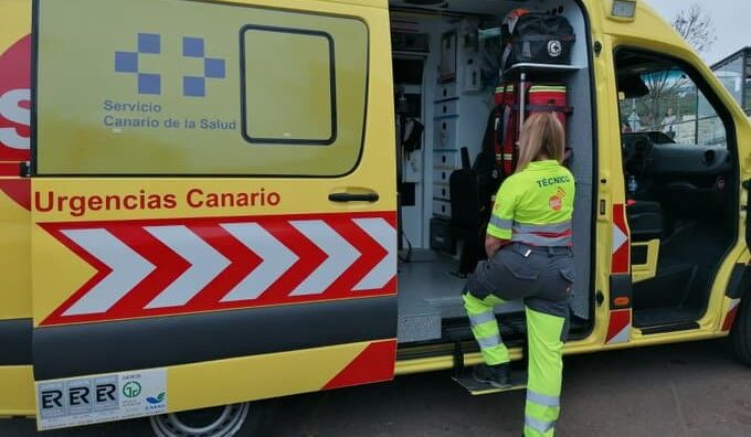 MUJER EN ESTADO CRÍTICO TRAS EL ATROPELLO DE UN COCHE EN SANTA CRUZ DE TENERIFE 5-2-26