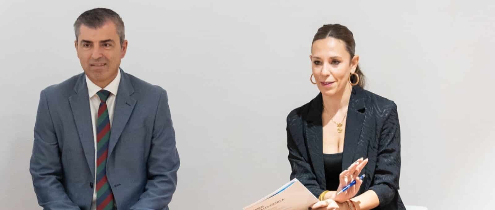 Manuel Domínguez y Jéssica de León