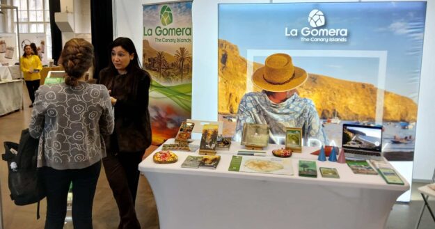 020326 stand de La Gomera en el Yoga Festival Helsinki