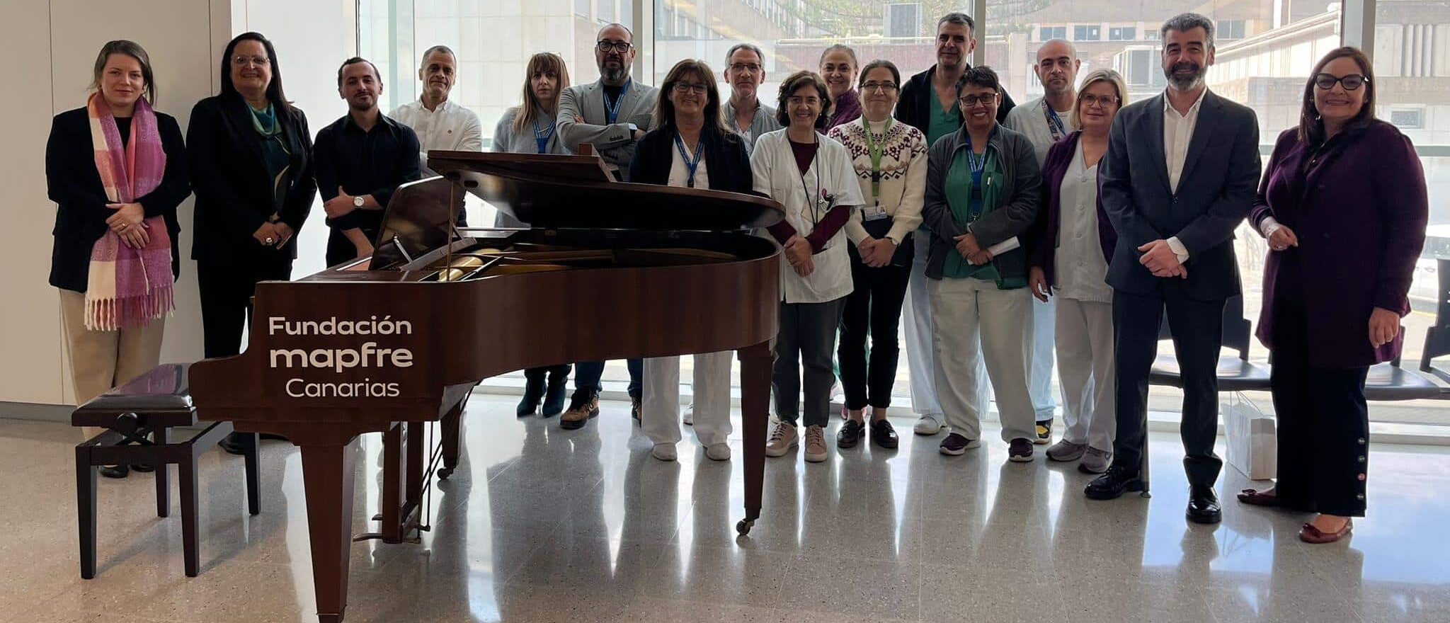 27MAR Donación piano grupo