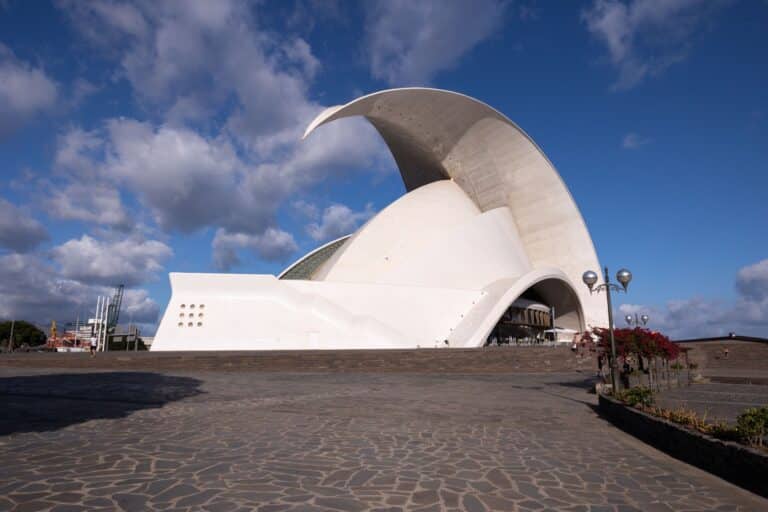 AUDITORIO 001