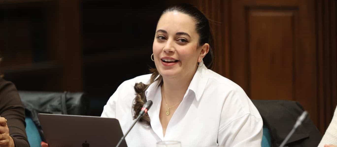 CRIS CALERO 160326