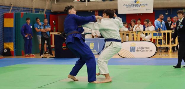 FOTO. El judo reúne este sábado en Lanzarote a las promesas del deporte escolar canario (4)