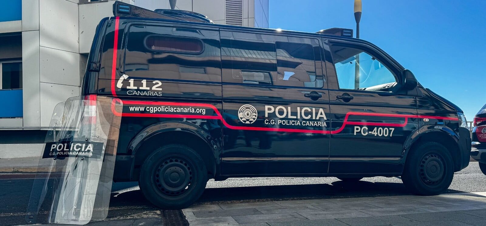 LA POLICÍA AUTONÓMICA DETIENE A UN HOMBRE CON 115 GRAMOS DE DROGA Y DOS REQUISITORIAS JUDICIALES EN GRAN CANARIA 20-3-26