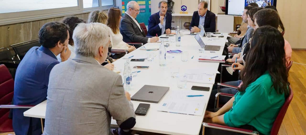 TURISMO DE CANARIAS, CSIC Y UNIVERSIDADES PÚBLICAS AVANZAN HACIA UN MODELO TURÍSTICO AZUL Y SOSTENIBLE 27-3-26