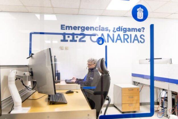 UNA MOTORISTA HERIDA TRAS LA COLISIÓN CON UN COCHE EN ARUCAS 2-3-26