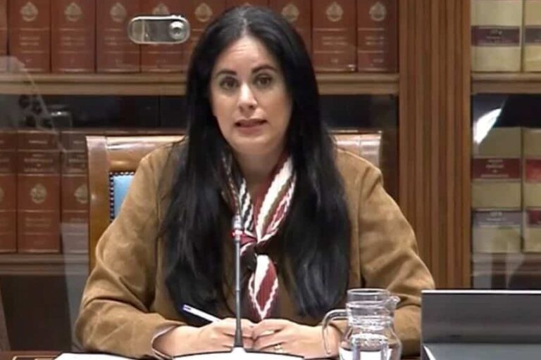 VIDINA ESPINO C. POBREZA 030326