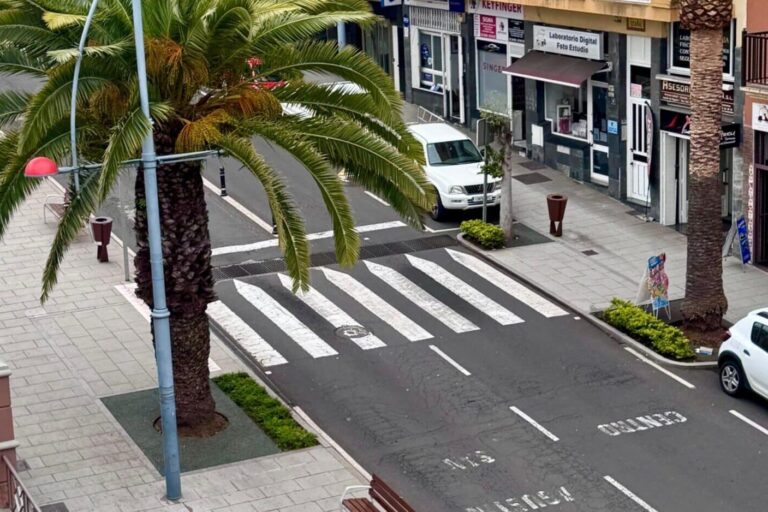 170426 Anuncio inicio asfaltado tramo superior Avenida de Canarias