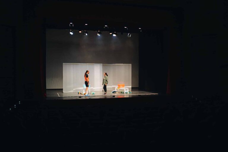 200426 Representación teatral en el Auditorio Insular de La Gomera