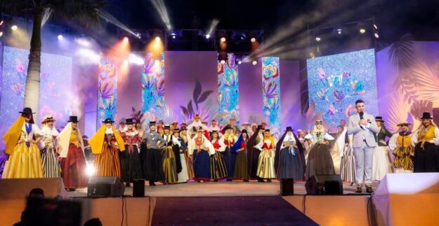 260424 Gala Reina Fiestas Mayo 25 (1)