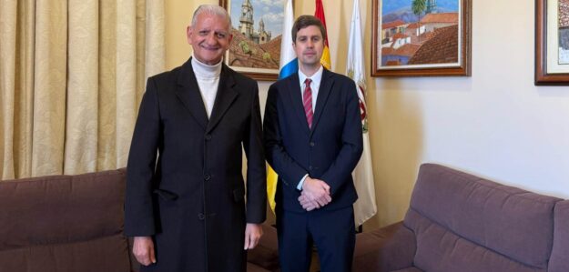 ALCALDE Y JAVIER LIMA