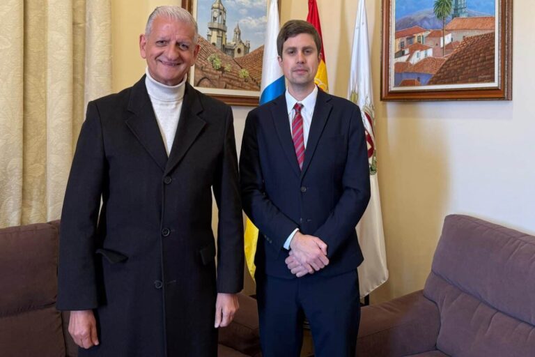 ALCALDE Y JAVIER LIMA