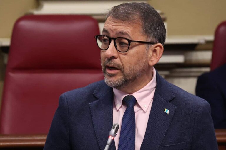 BERMÚDEZ 230426