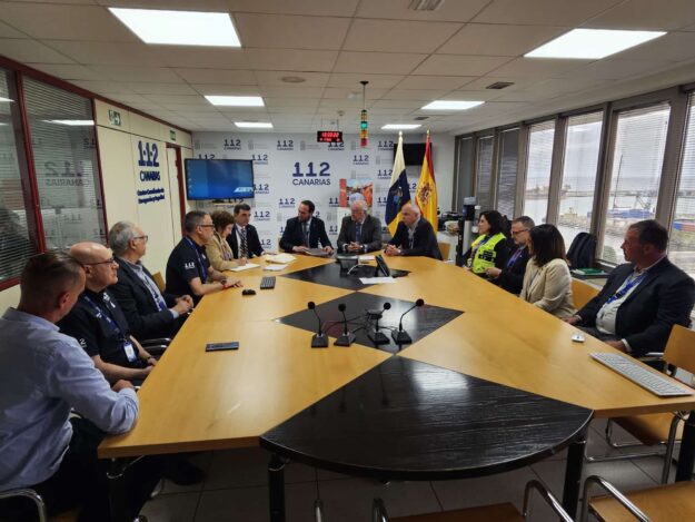EL 112 CANARIAS MUESTRA A LA NASA SUS CAPACIDADES ANTE UNA EVENTUAL EMERGENCIA DURANTE SU PROGRAMA ARTEMIS 14-4-26