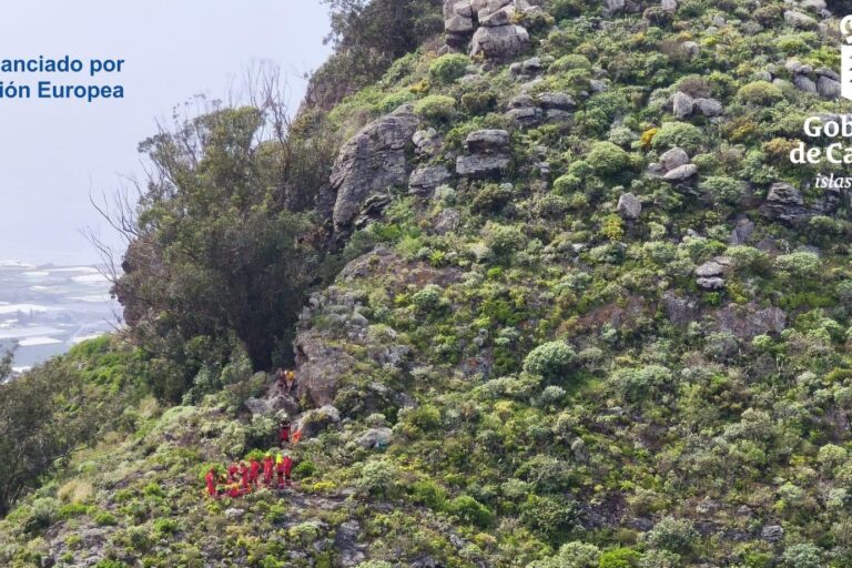 EVACUADO POR EL HELICÓPTERO DEL GES UN SENDERISTA HERIDO EN TEGUESTE 5-4-26