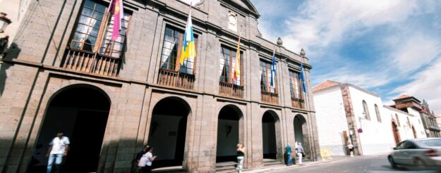 Fachada principal Ayuntamiento de La Laguna