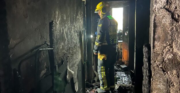 Incendio en un edificio en Los Realejos (1) (1)