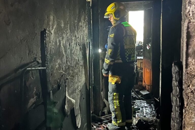 Incendio en un edificio en Los Realejos (1) (1)