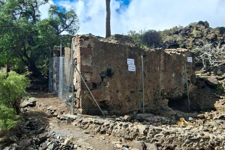 LA POLICÍA AUTONÓMICA INTERVIENE ANTE ACTOS VANDÁLICOS Y EXPOLIO EN LOS MOLINOS DE SAMARÍN 4-4-26