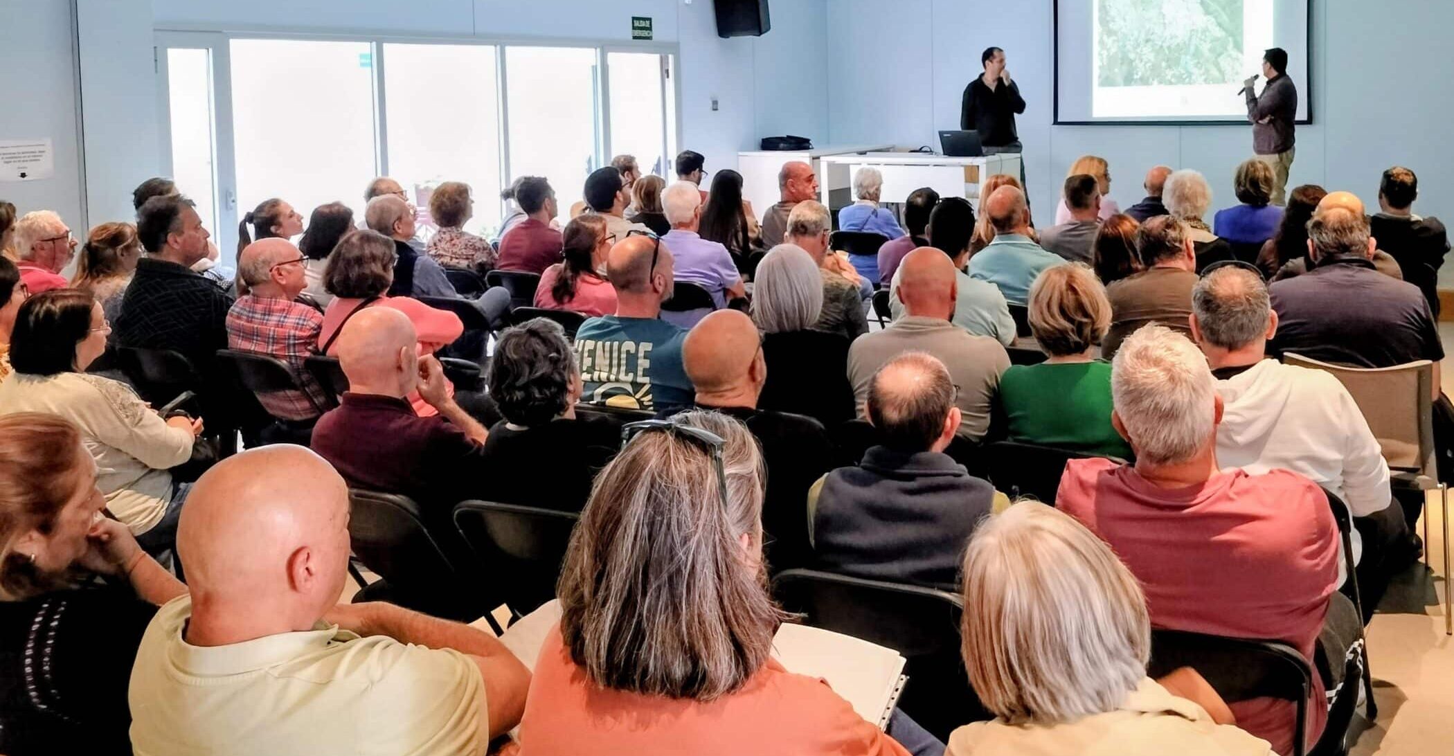 Reunioìn vecinal modificacioìn PGO mejora movilidad Tejina