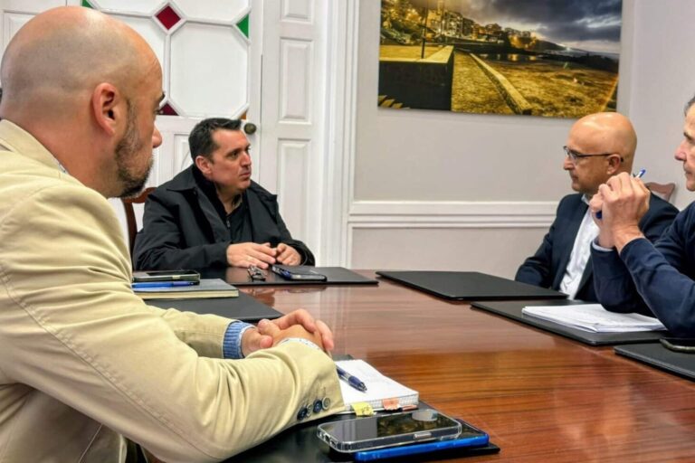 Reunión_director_Turismo_alquiler_vacacional1 (1)