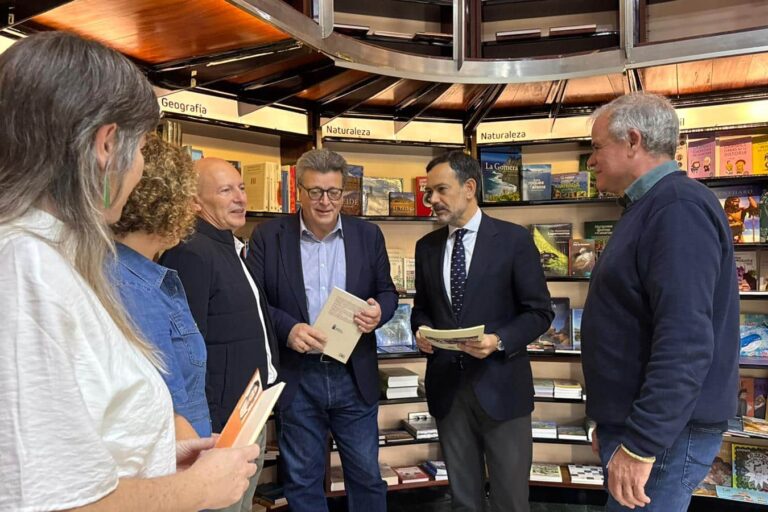 Visita a la Librería del Cabildo 2