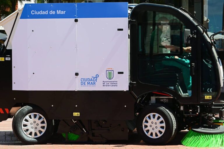 recepción nueva barredora Ciudad de Mar –