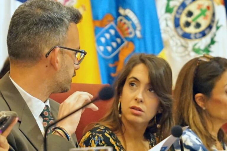 260501 Charín González Ayudas