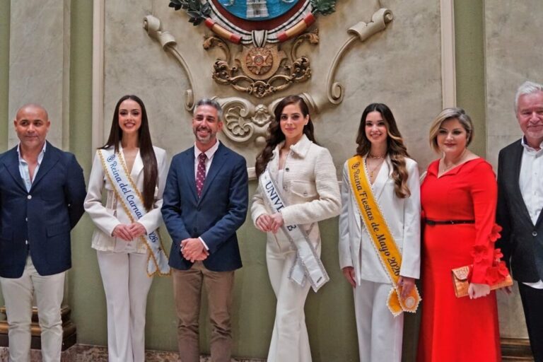 260511 Recepción Miss Universo 01