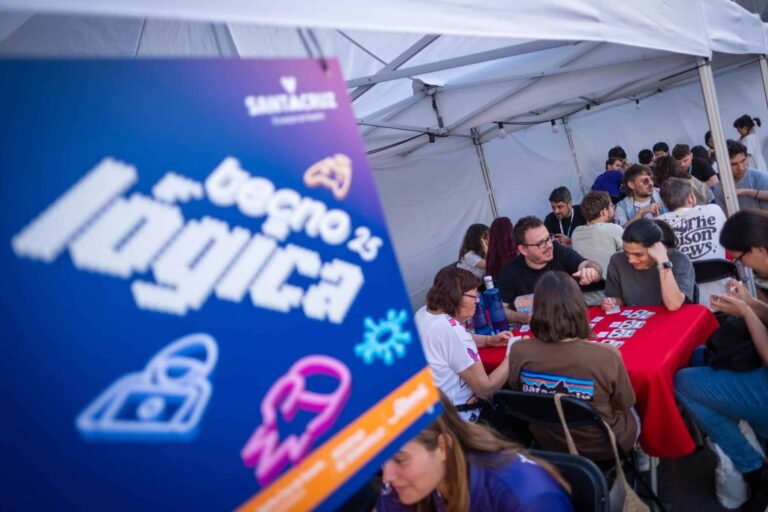 260515 TecnoPlay y TecnoHack protagonizan el fin de semana de Tecnológica Santa Cruz 2