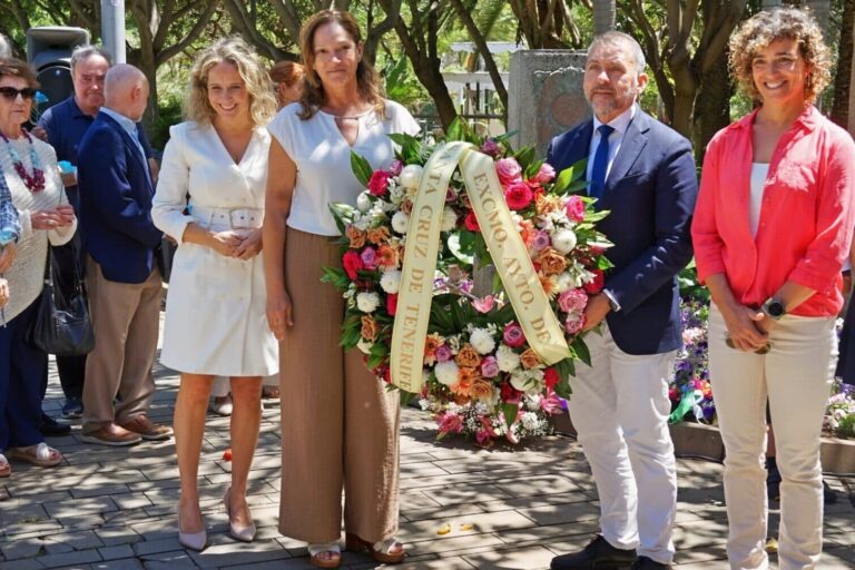 262528 Homenaje Dr. Guigou