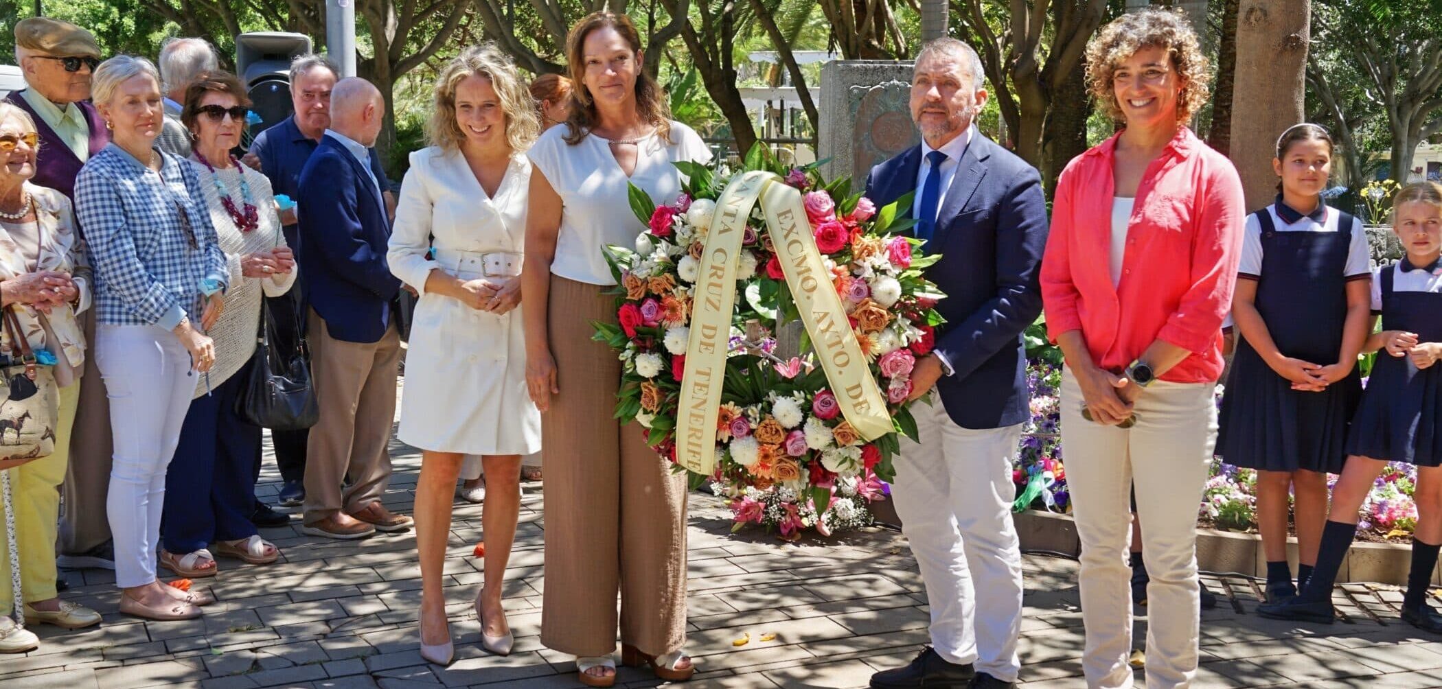 262528 Homenaje Dr. Guigou