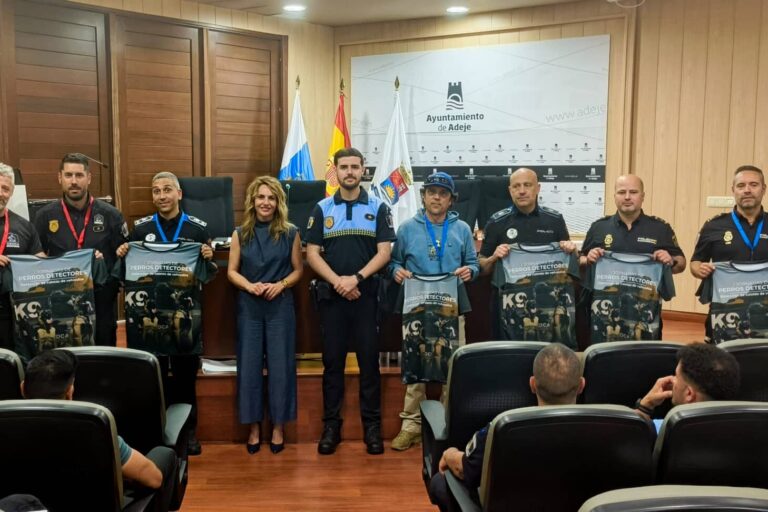 ADEJE_FORMACION__POLICIA_PERROS_-14-12