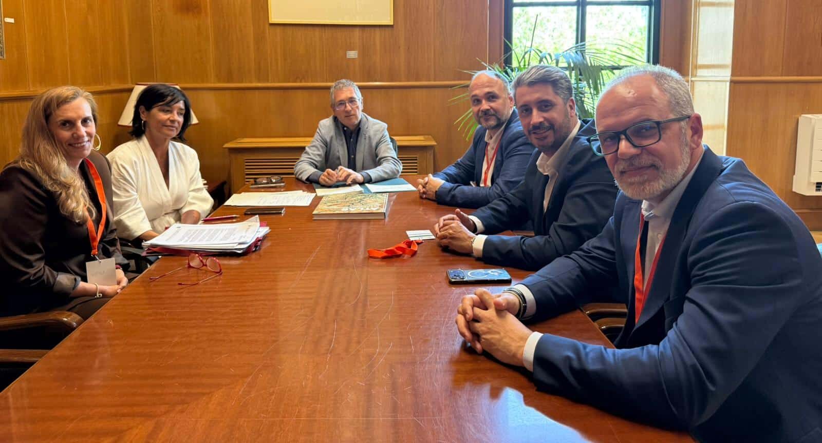 Antonia Barrios, Ana María Oñoro, Hugo Morán, José Antonio Valbuena, Luis Yeray Gutiérrez y Antonio Acosta_250526
