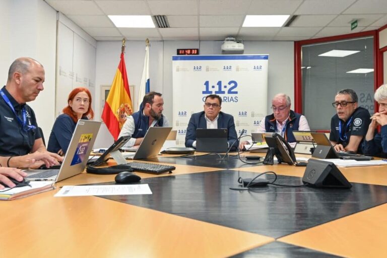 CANARIAS REFUERZA LA CAMPAÑA CONTRA LOS INCENDIOS FORESTALES CON MÁS DE 2.600 EFECTIVOS Y 19 MEDIOS AÉREOS 19-5-26