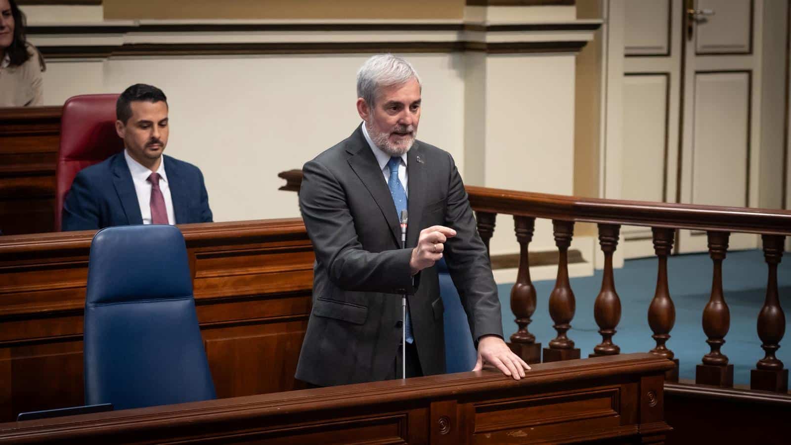 CLAVIJO LAMENTA QUE EL ESTADO HAYA MENTIDO SOBRE LA SITUACIÓN SANITARIA DE LOS PASAJEROS DEL MV HONDIUS 12-5-26