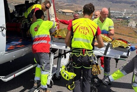 EVACUADO EN HELICÓPTERO TRAS SUFRIR UNA CAÍDA EN UN SENDERO EN ALAJERÓ-LA GOMERA 25-5-26