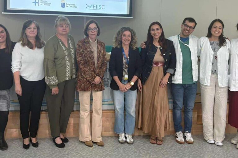 Escuela Pacientes Dermatitis Atópica grupo (1)