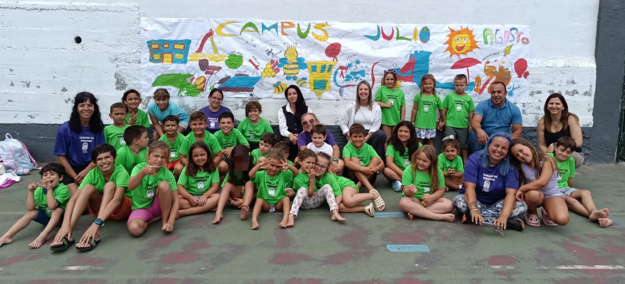 Foto de archivo de un Campus de Verano (1)