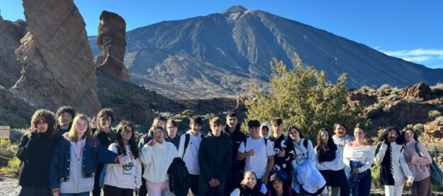 Jóvenes durante la actividad en el Teide (4)