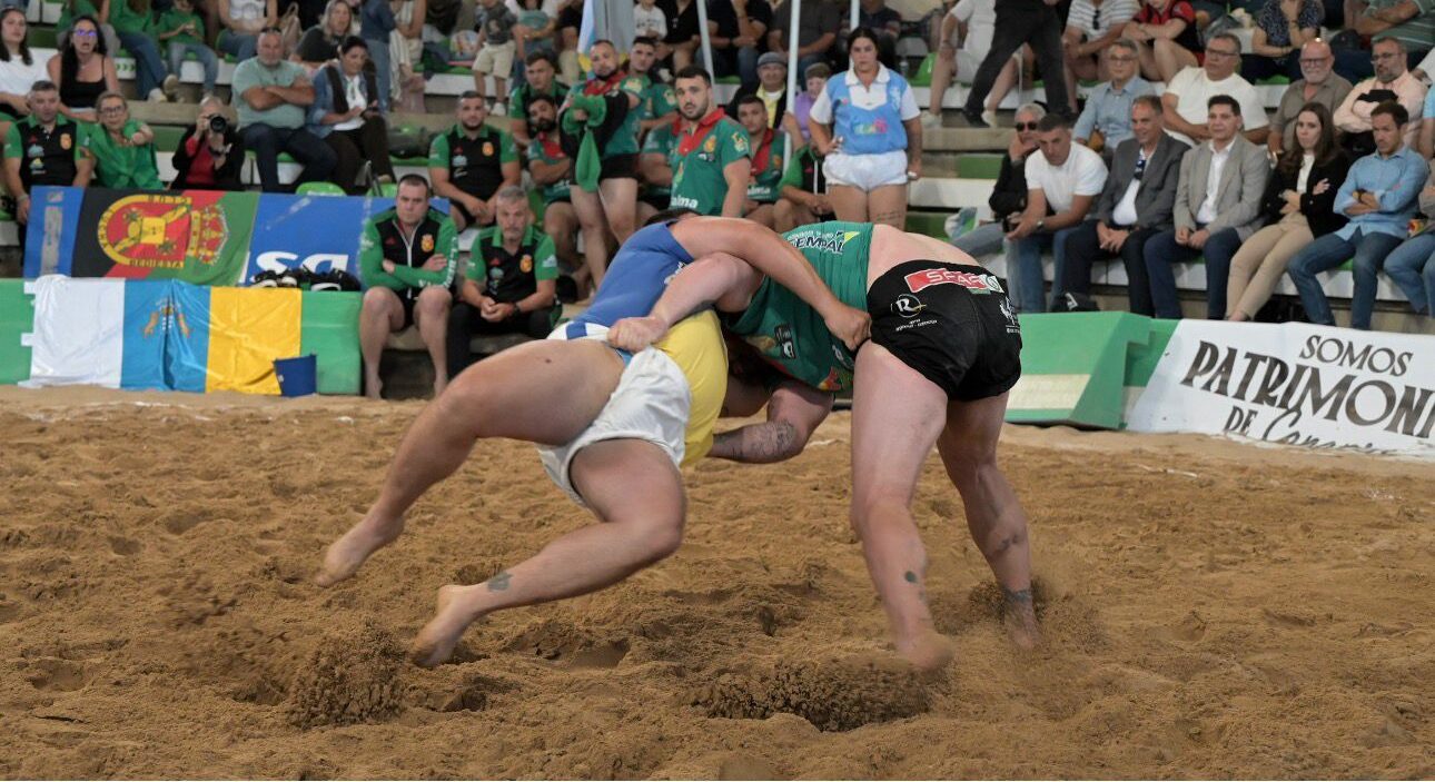 LA LUCHADA INSTITUCIONAL PONE EL BROCHE A LA III SEMANA CANARIA DE JUEGOS Y DEPORTES TRADICIONALES 31-5-26